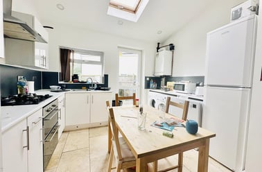 Midland Avenue, Lenton, Nottingham - Image 2